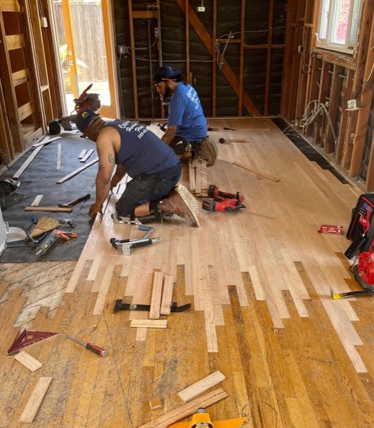 calihardwood Staff working